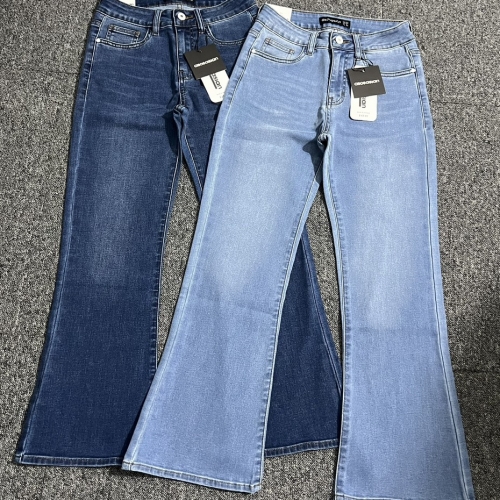 Quần jeans xanh ống loe lỡ #022